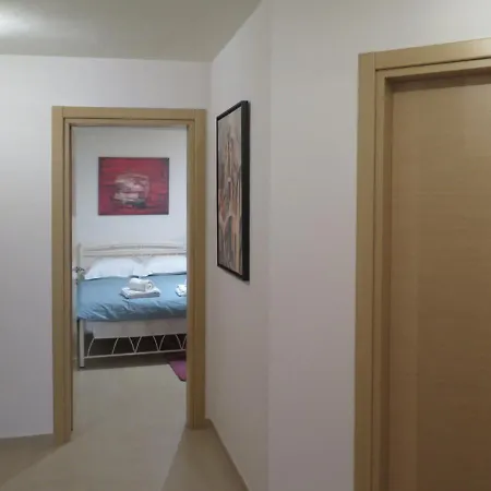 Lilia's House At Villa *