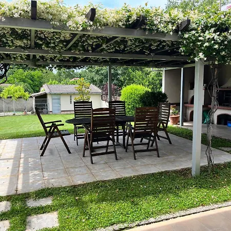 Villa Lilia's House At Tríkala